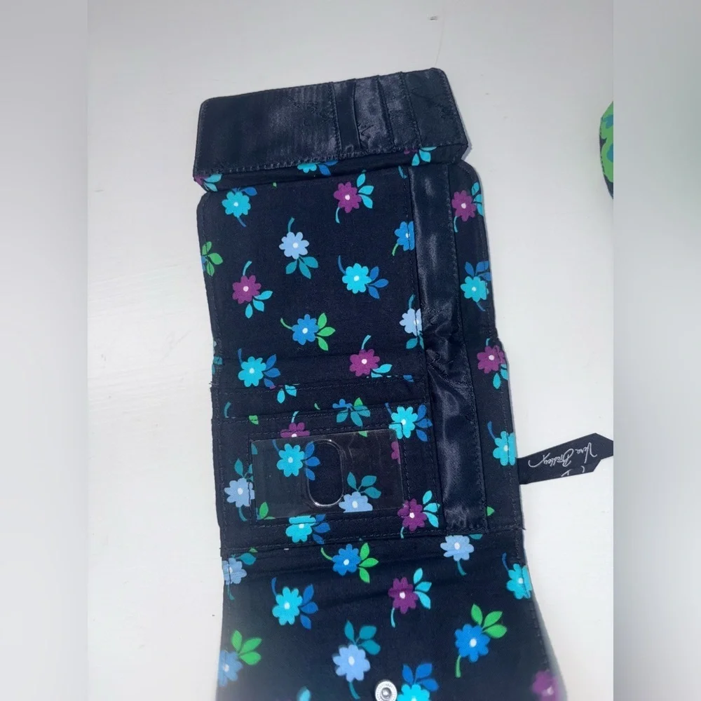Vera Bradley Midnight Blues Lizzy Crossbody and Matching Trifold Wallet Set